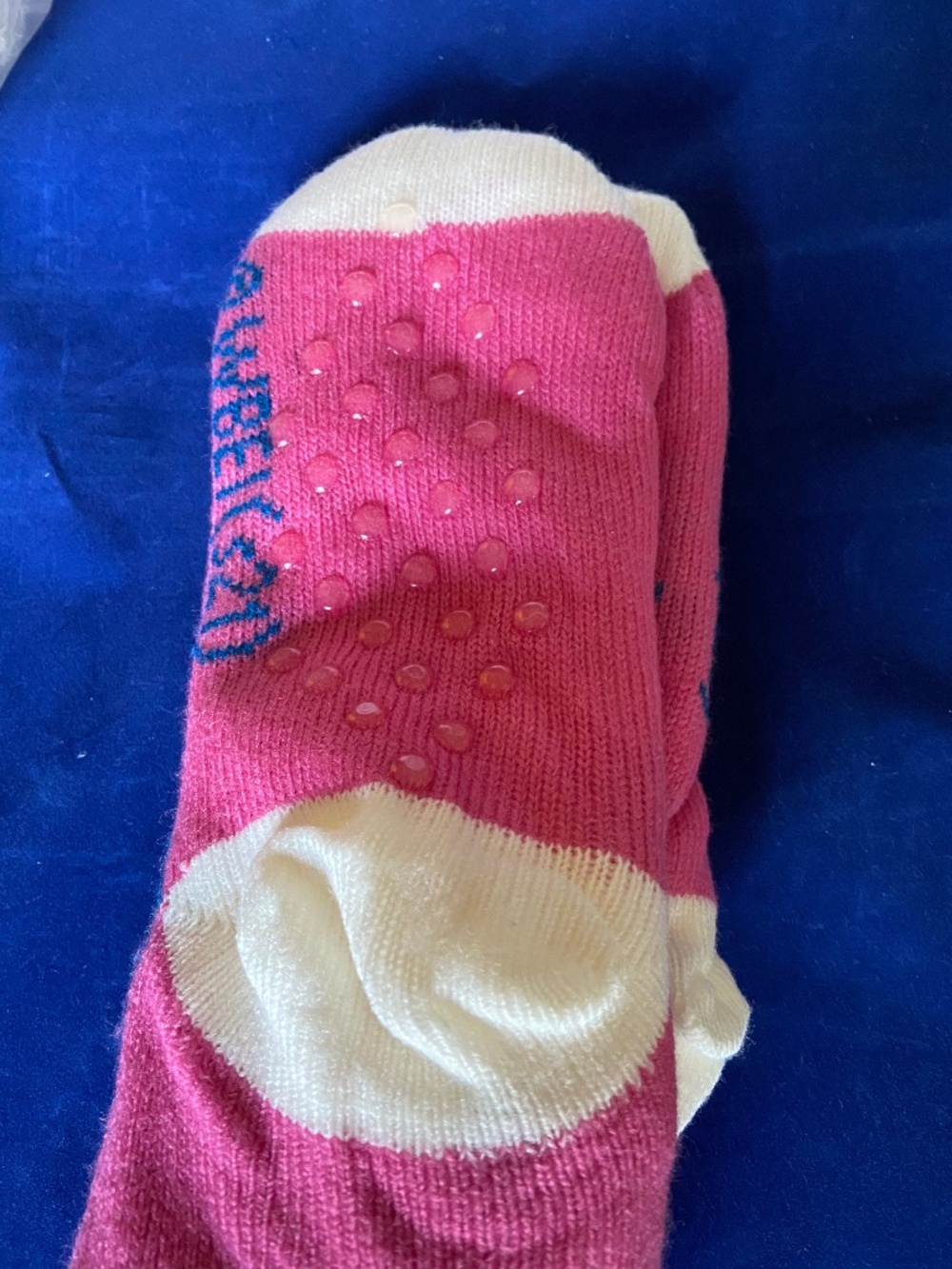 Friends Central Perk Sherpa Tread Bottom Socks New - Picture 5 of 5